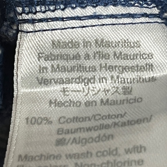 Wallace & Barnes Blue Plaid Flannel Shirt – Size S – 100% Cotton - Picture 6 of 9